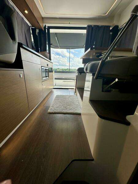 34ft Jeanneau Yacht For Sale