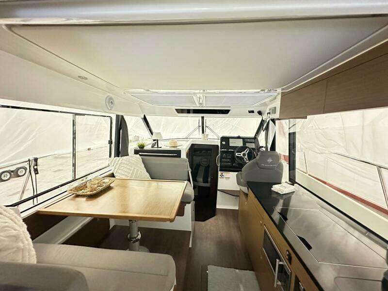 34ft Jeanneau Yacht For Sale