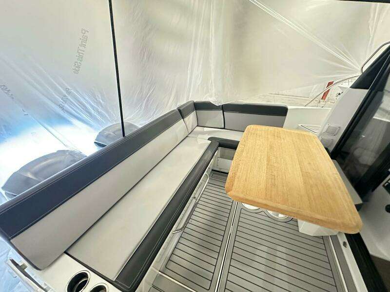 34ft Jeanneau Yacht For Sale
