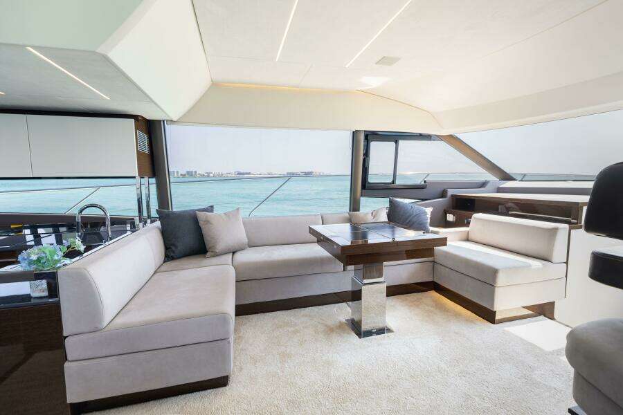 2019 Prestige 590 Fly 'New Heart' - Dinette 