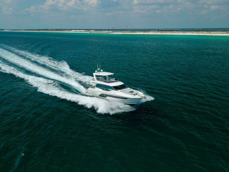 2019 Prestige 590 Fly 'New Heart' - Profile Starboard 3/4 Bow 