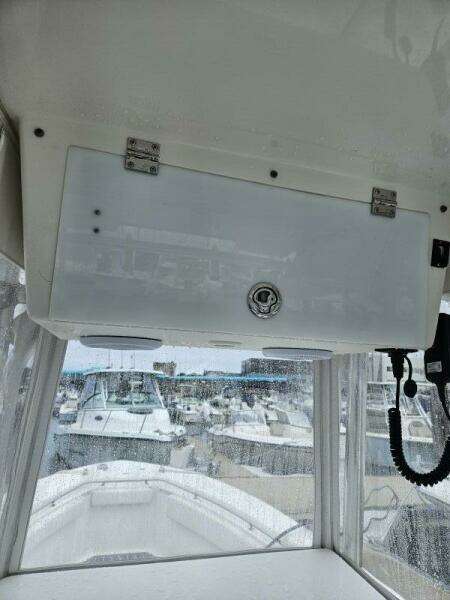 24ft Topaz Yacht For Sale