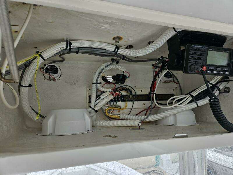 24ft Topaz Yacht For Sale