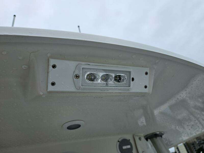 24ft Topaz Yacht For Sale