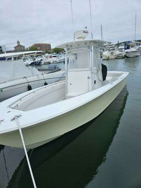24ft Topaz Yacht For Sale