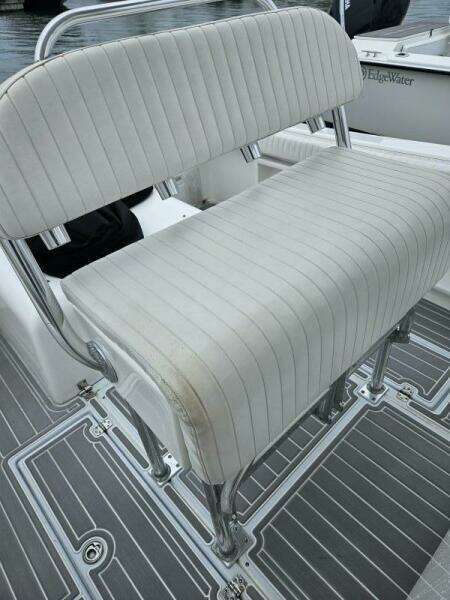 24ft Topaz Yacht For Sale