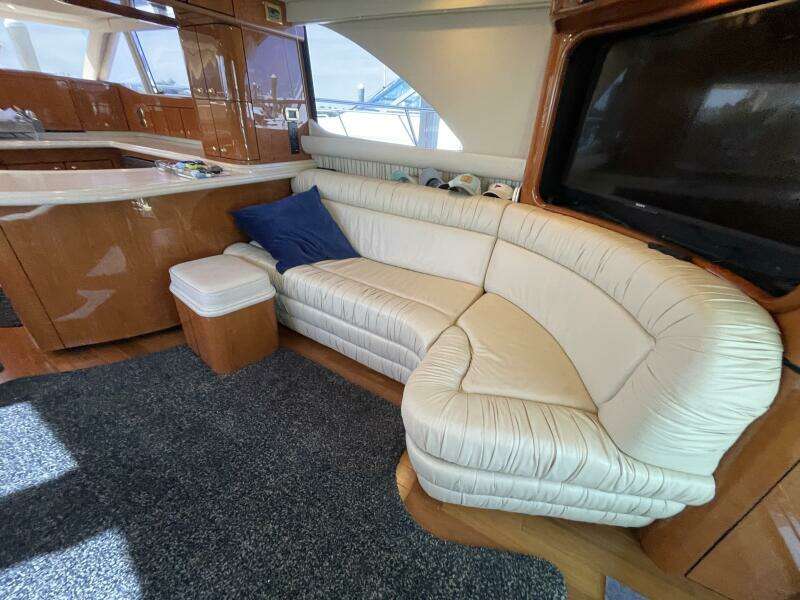 56ft Sea Ray Yacht For Sale
