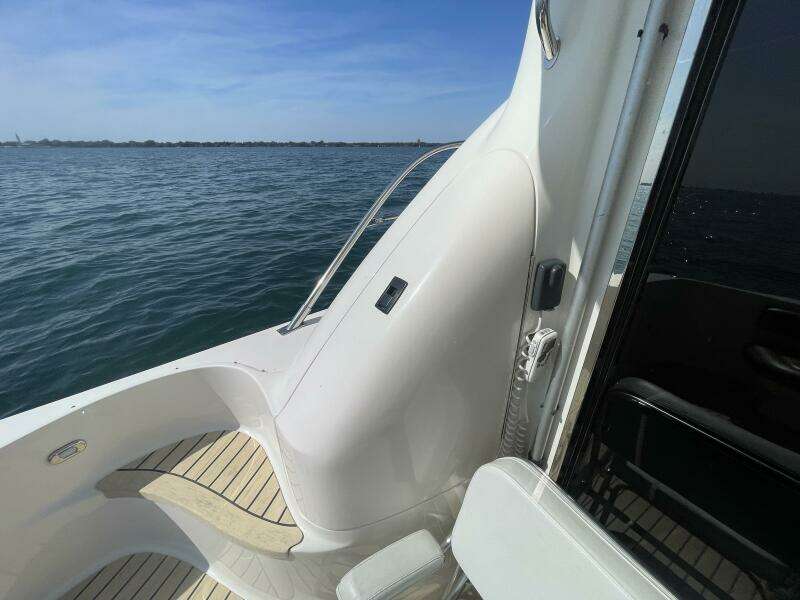56ft Sea Ray Yacht For Sale