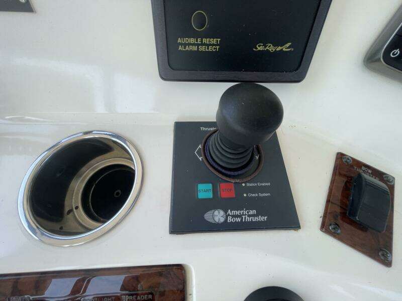 56ft Sea Ray Yacht For Sale