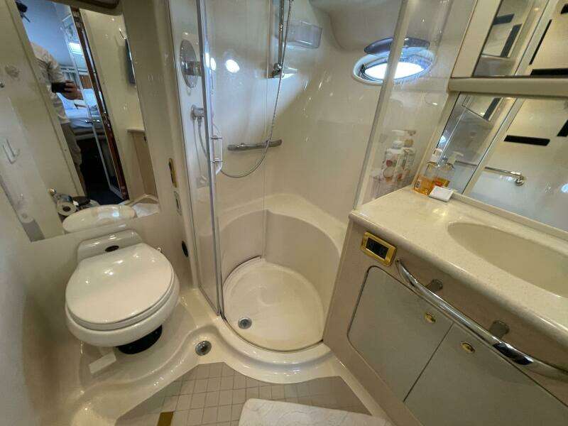 56ft Sea Ray Yacht For Sale