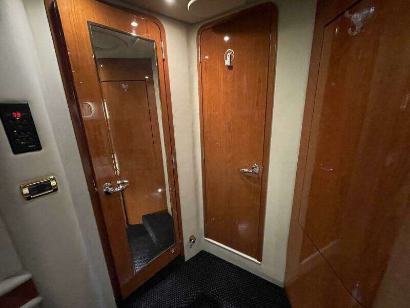 56ft Sea Ray Yacht For Sale