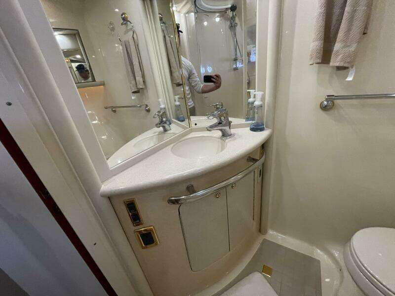 56ft Sea Ray Yacht For Sale