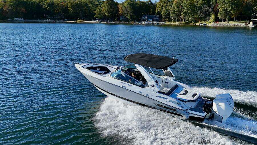 30ft Monterey Yacht For Sale