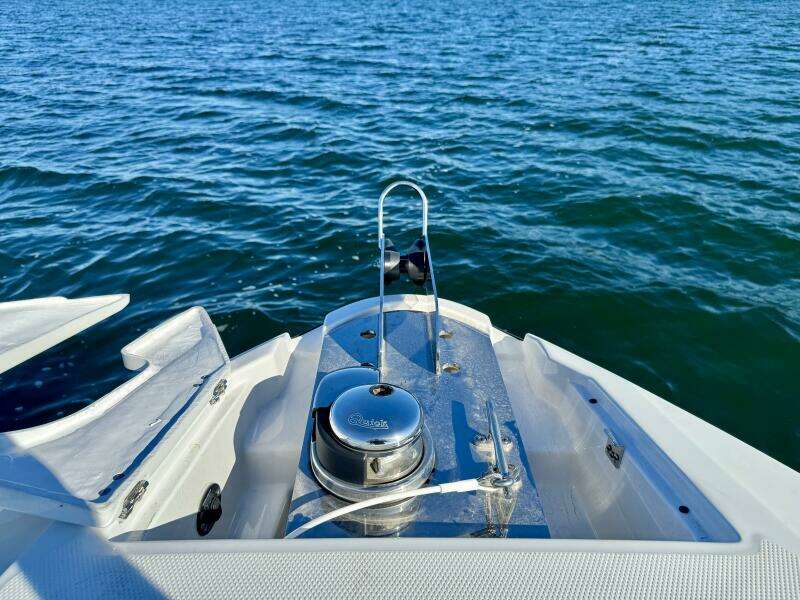 30ft Monterey Yacht For Sale