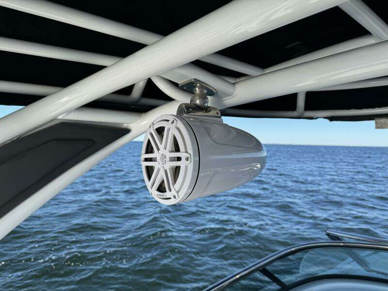 30ft Monterey Yacht For Sale