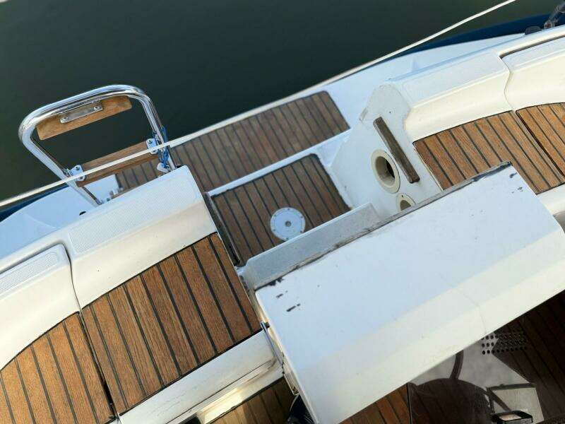 Transom platform Transom platform