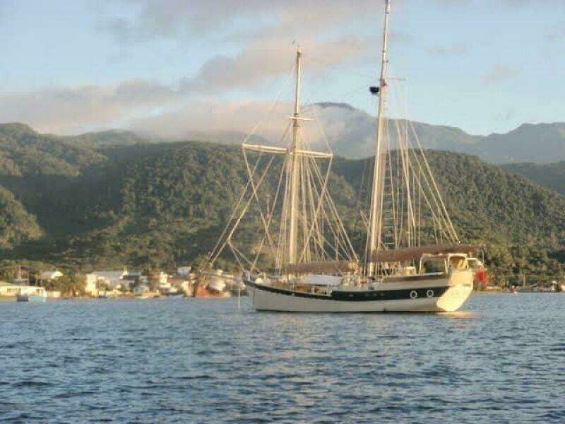 One World 52ft Colvin Yacht For Sale