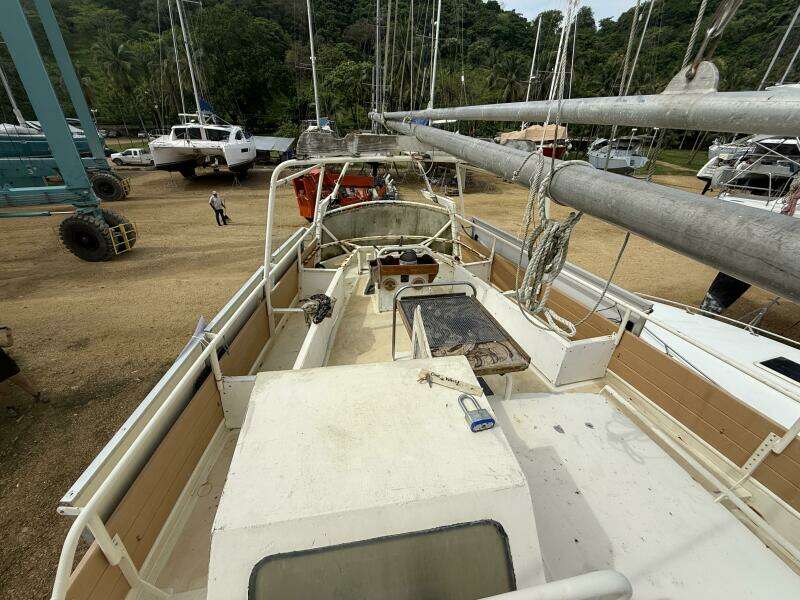 One World 52ft Colvin Yacht For Sale