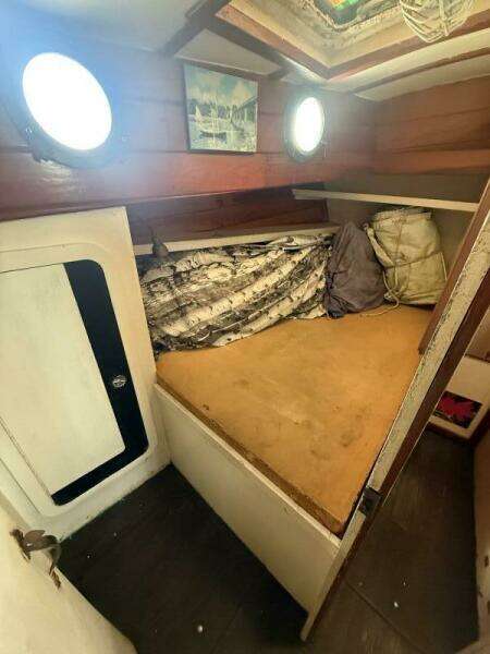 One World 52ft Colvin Yacht For Sale