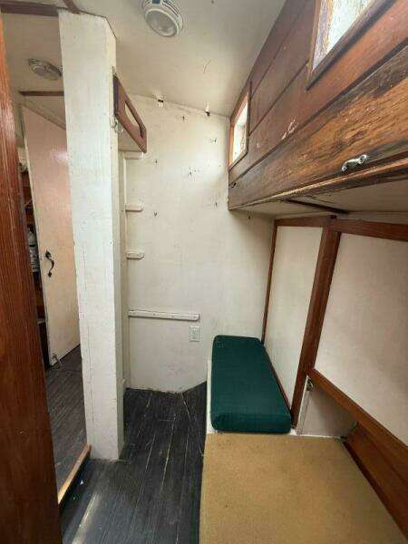 One World 52ft Colvin Yacht For Sale