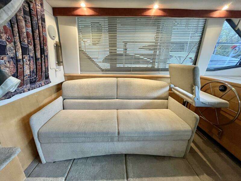 WILD THING IV 35ft Carver Yacht For Sale