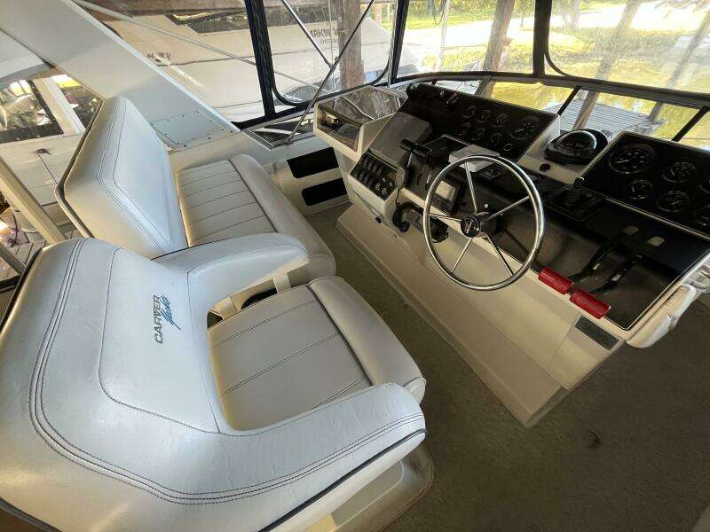 WILD THING IV 35ft Carver Yacht For Sale