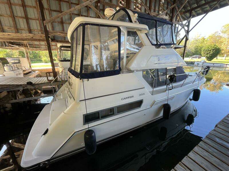 WILD THING IV 35ft Carver Yacht For Sale