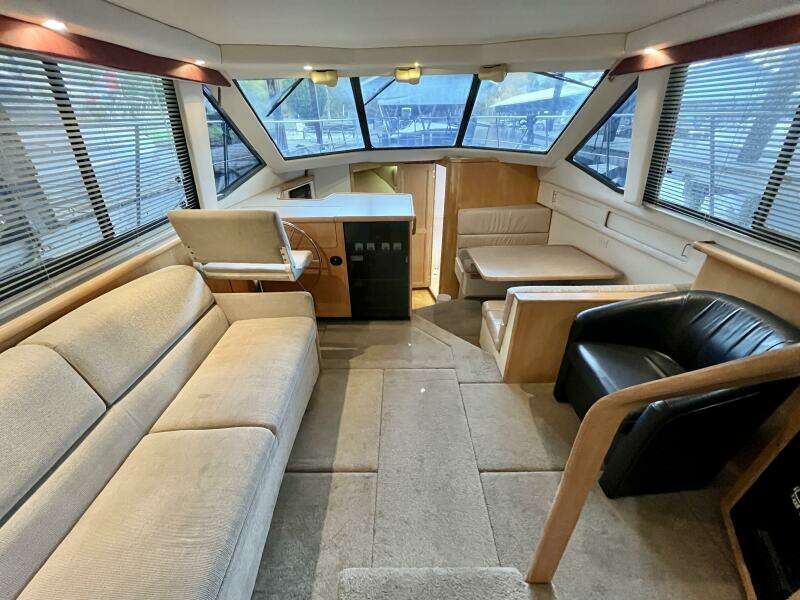 WILD THING IV 35ft Carver Yacht For Sale