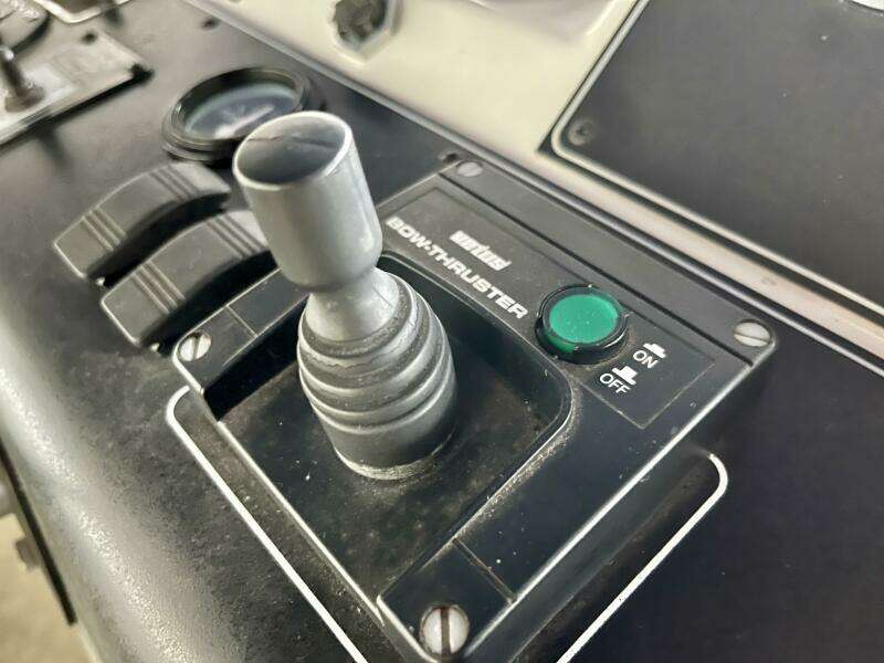 WILD THING IV 35ft Carver Yacht For Sale