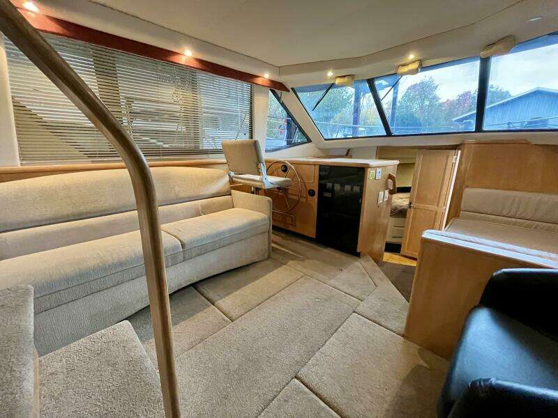 WILD THING IV 35ft Carver Yacht For Sale