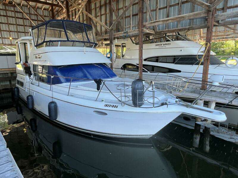 WILD THING IV 35ft Carver Yacht For Sale
