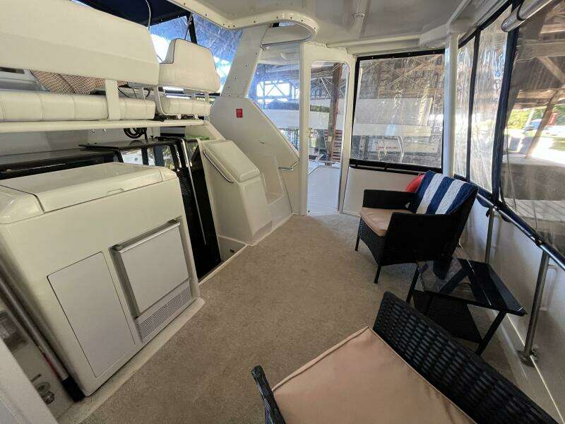 WILD THING IV 35ft Carver Yacht For Sale