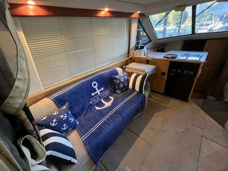 WILD THING IV 35ft Carver Yacht For Sale