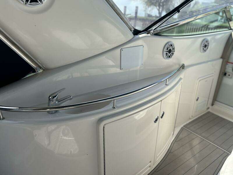 47ft Wellcraft Yacht For Sale