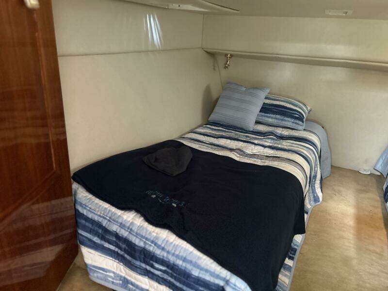 47ft Wellcraft Yacht For Sale