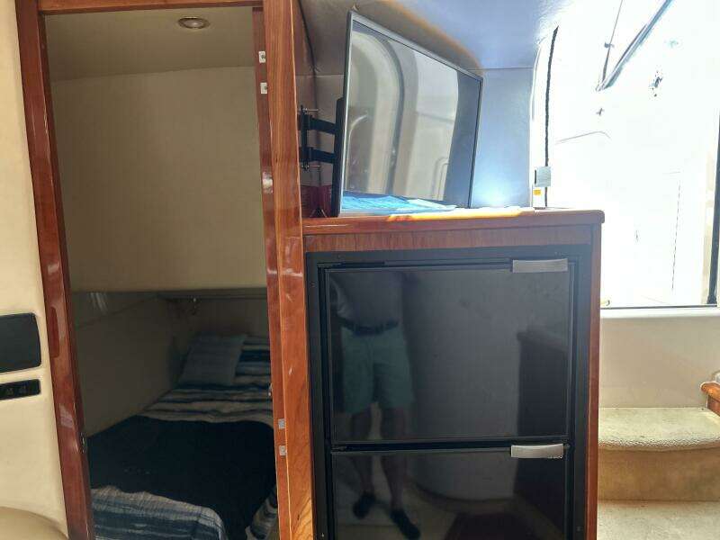 47ft Wellcraft Yacht For Sale