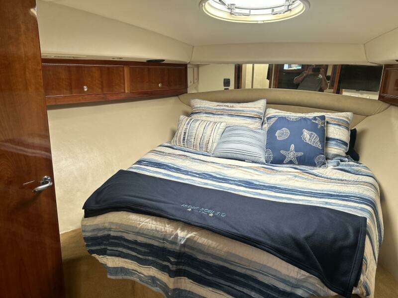 47ft Wellcraft Yacht For Sale