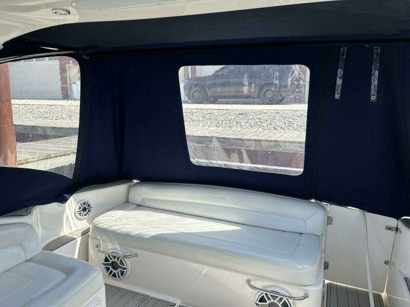 47ft Wellcraft Yacht For Sale