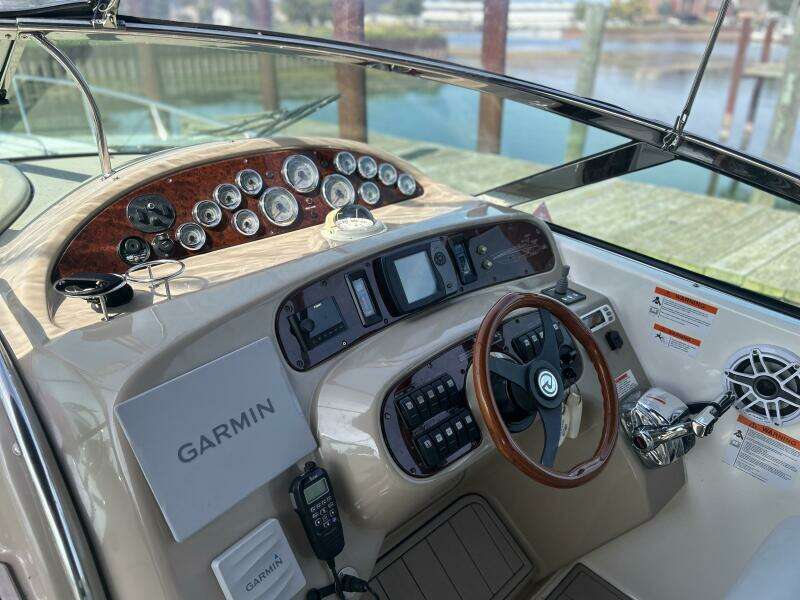 47ft Wellcraft Yacht For Sale