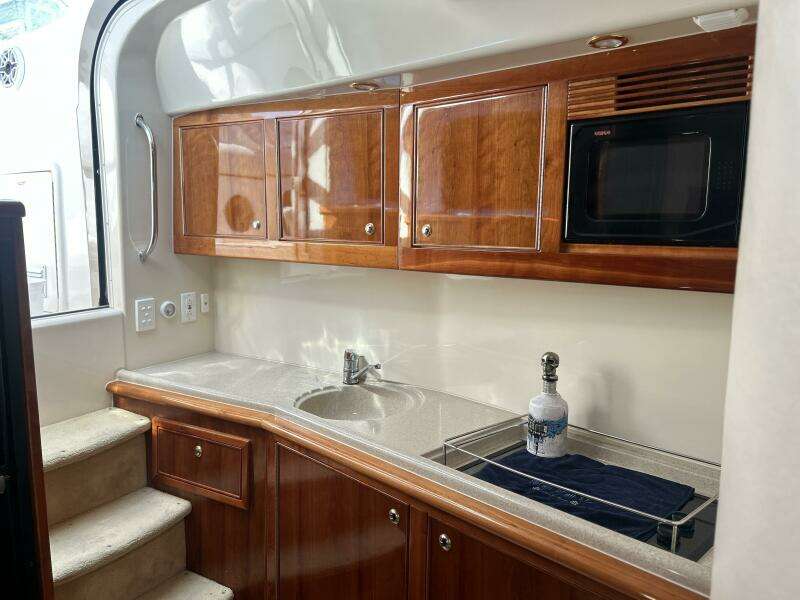 47ft Wellcraft Yacht For Sale