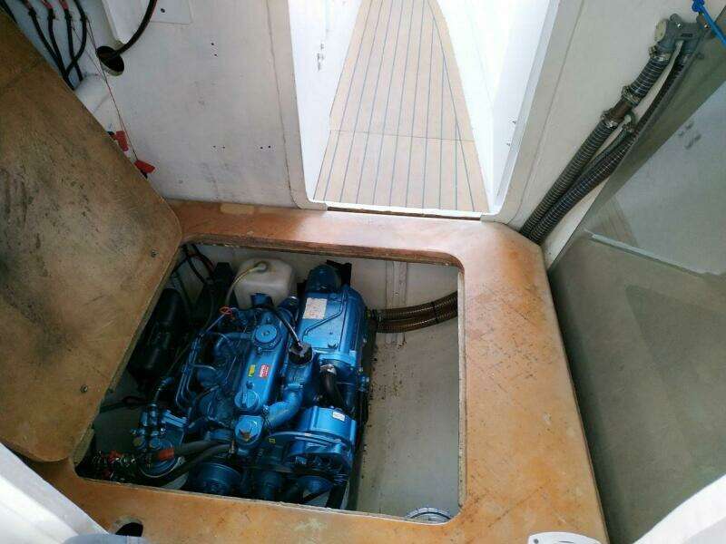 IMAGINE 42ft Custom Yacht For Sale