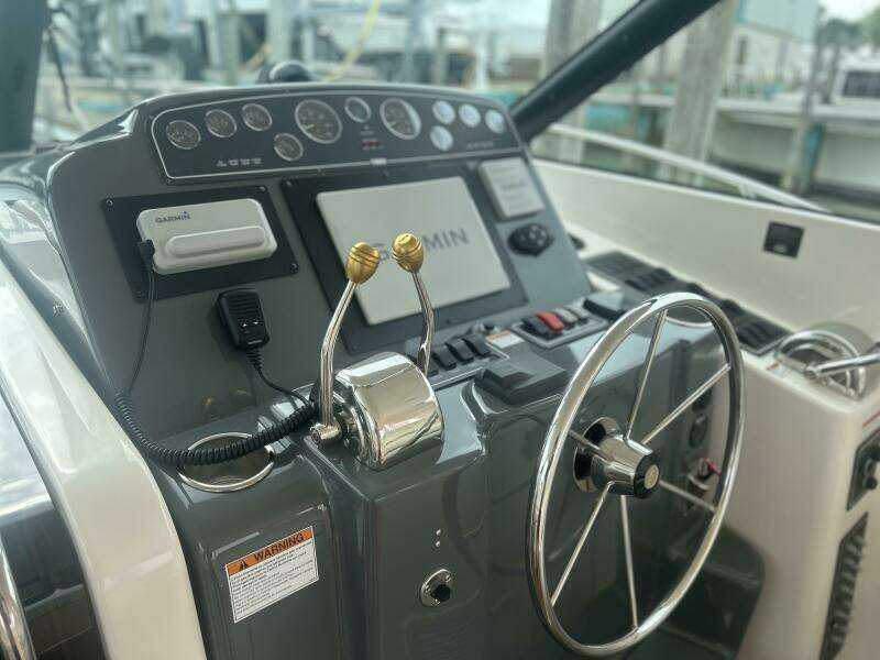 36ft Tiara Yachts Yacht For Sale