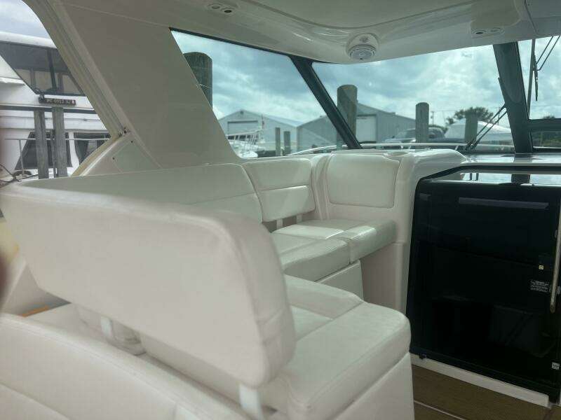 36ft Tiara Yachts Yacht For Sale