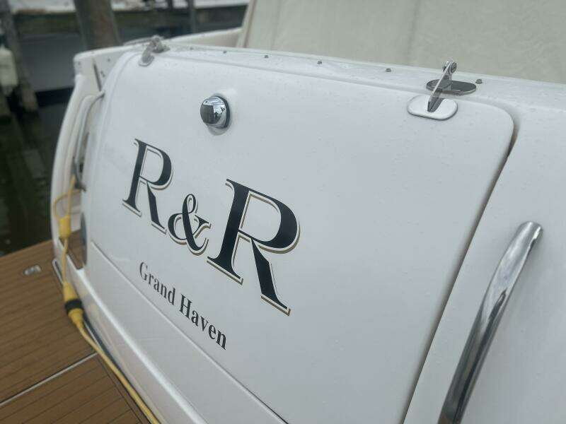 36ft Tiara Yachts Yacht For Sale