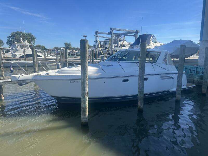 36ft Tiara Yachts Yacht For Sale
