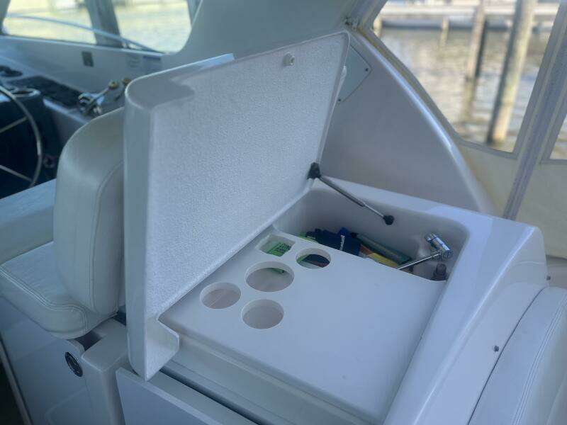 36ft Tiara Yachts Yacht For Sale