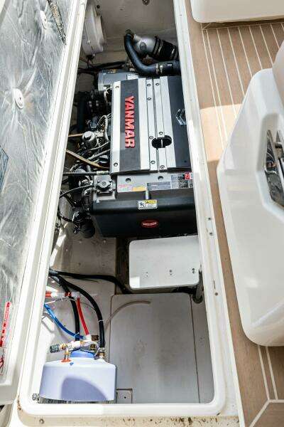 37ft Makai Yacht For Sale