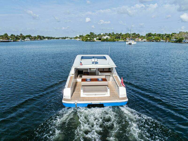 37ft Makai Yacht For Sale