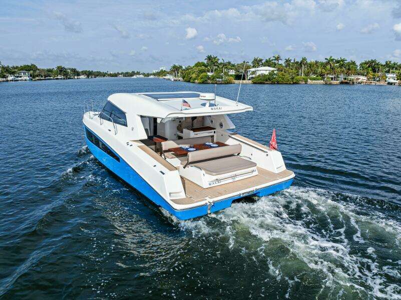 37ft Makai Yacht For Sale