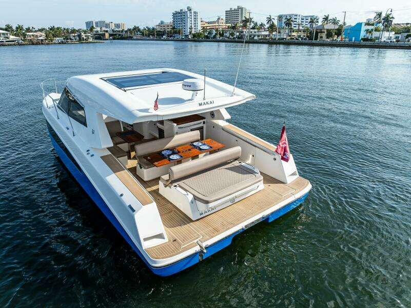 37ft Makai Yacht For Sale